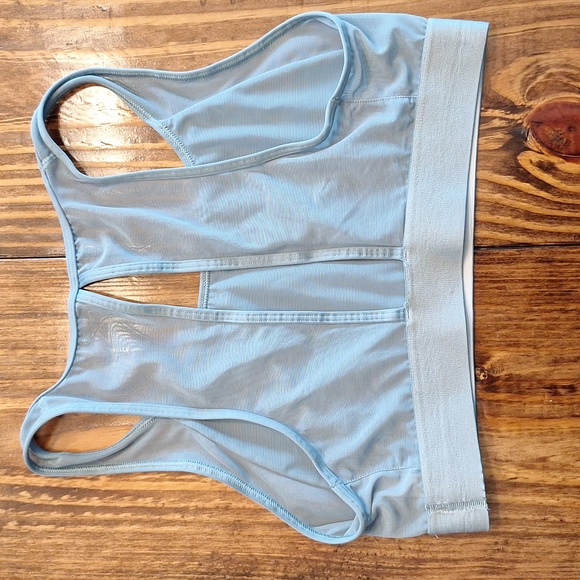 Victorias Secret Sport Blue Sports Bra Size Medium - Picture 2 of 3
